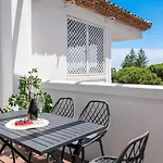 03 Ref Casa Granada 146 דירה *